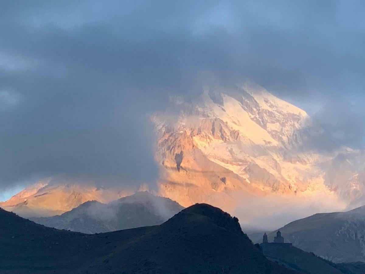 فندق Kazbegi Guide المظهر الخارجي الصورة